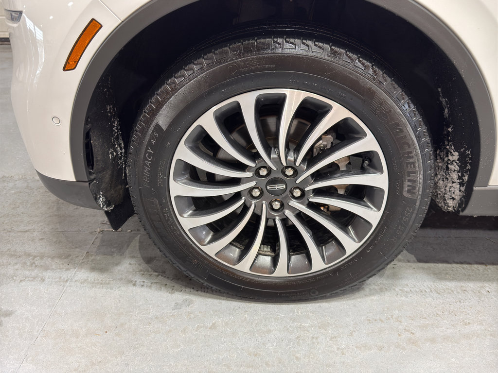 Used 2023 Lincoln Aviator Reserve w/ Equipment Group 201A image 10