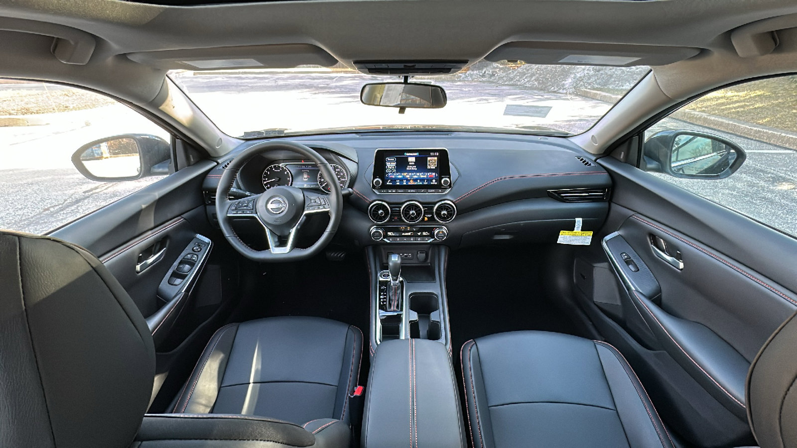 New 2025 Nissan Sentra SR w/ SR Premium Package FWD image 11