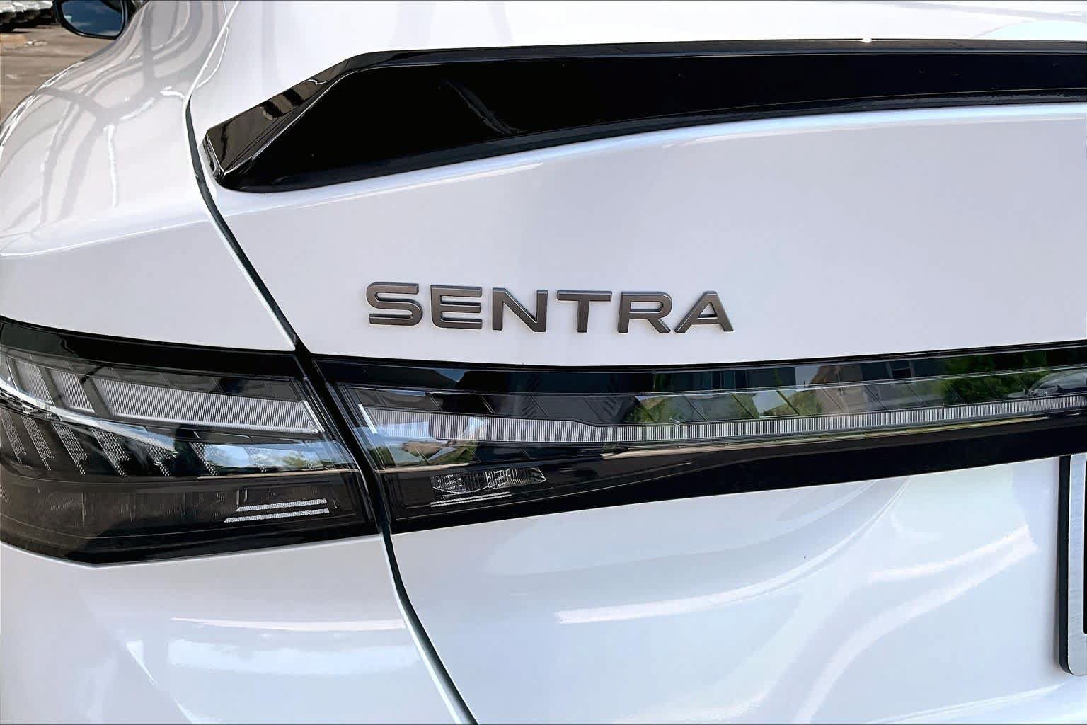 New 2026 Nissan Sentra SR FWD image 8