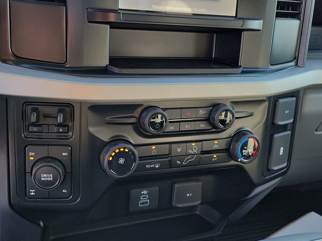 New 2026 Ford F350 XL w/ XL Chrome Package image 29