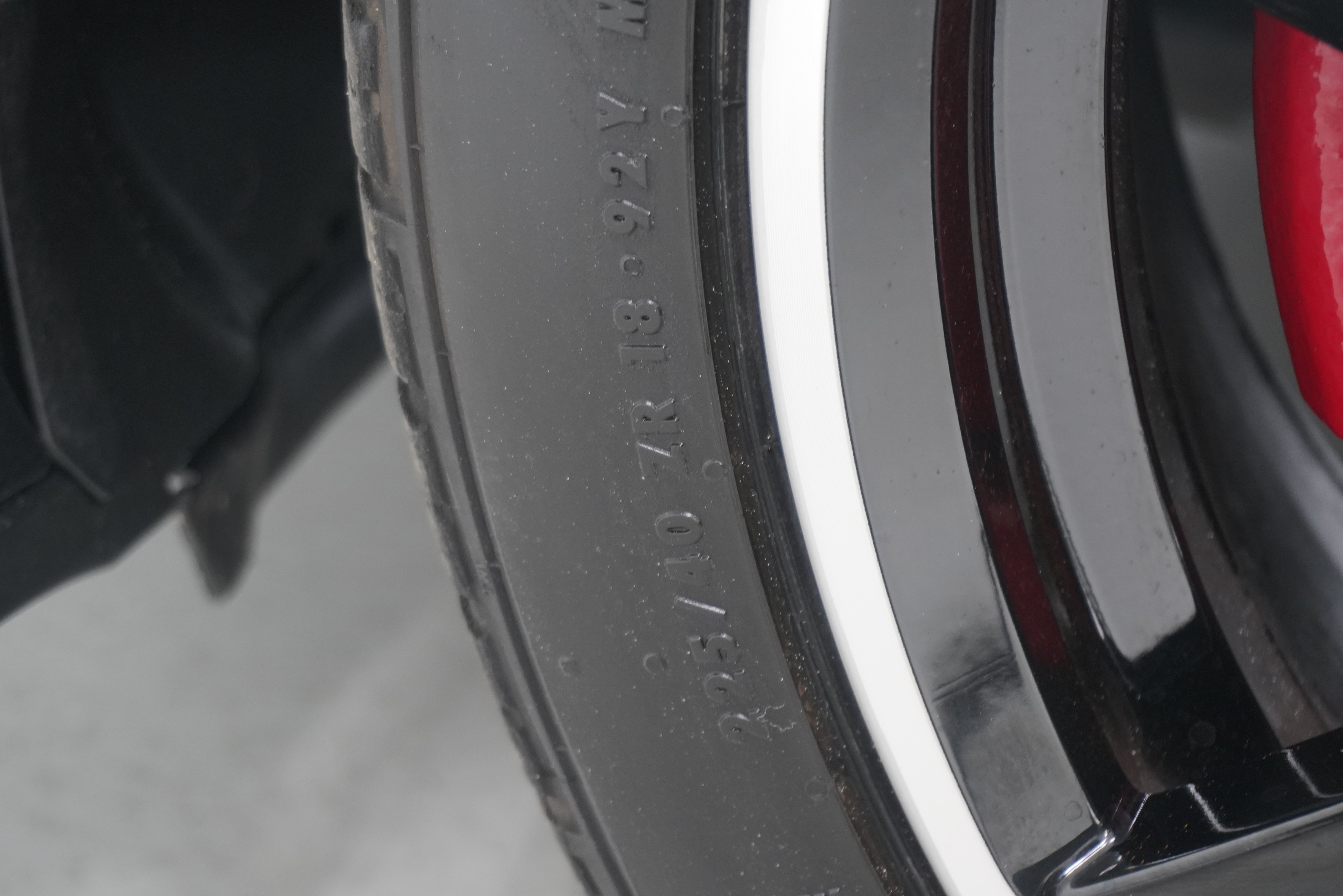 Used 2018 Volkswagen GTI Autobahn FWD image 31