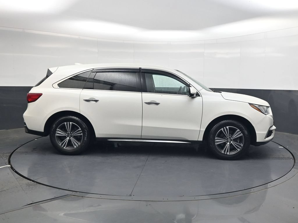 Used 2017 Acura MDX SH-AWD image 3