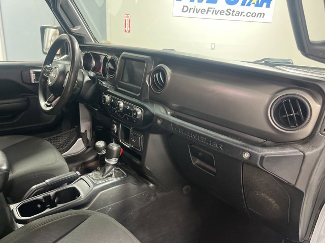 Used 2022 Jeep Wrangler Sport image 24