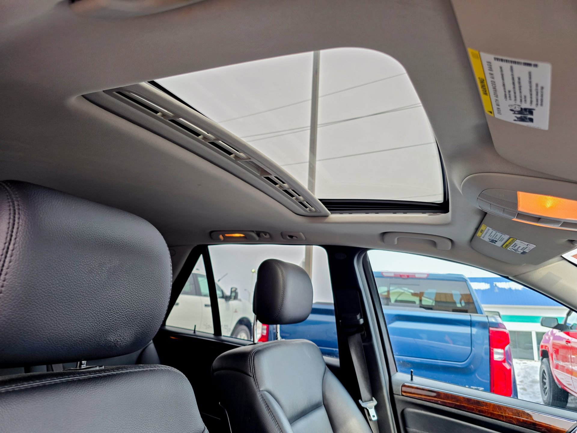 Used 2011 Mercedes-Benz ML 350 4MATIC image 10