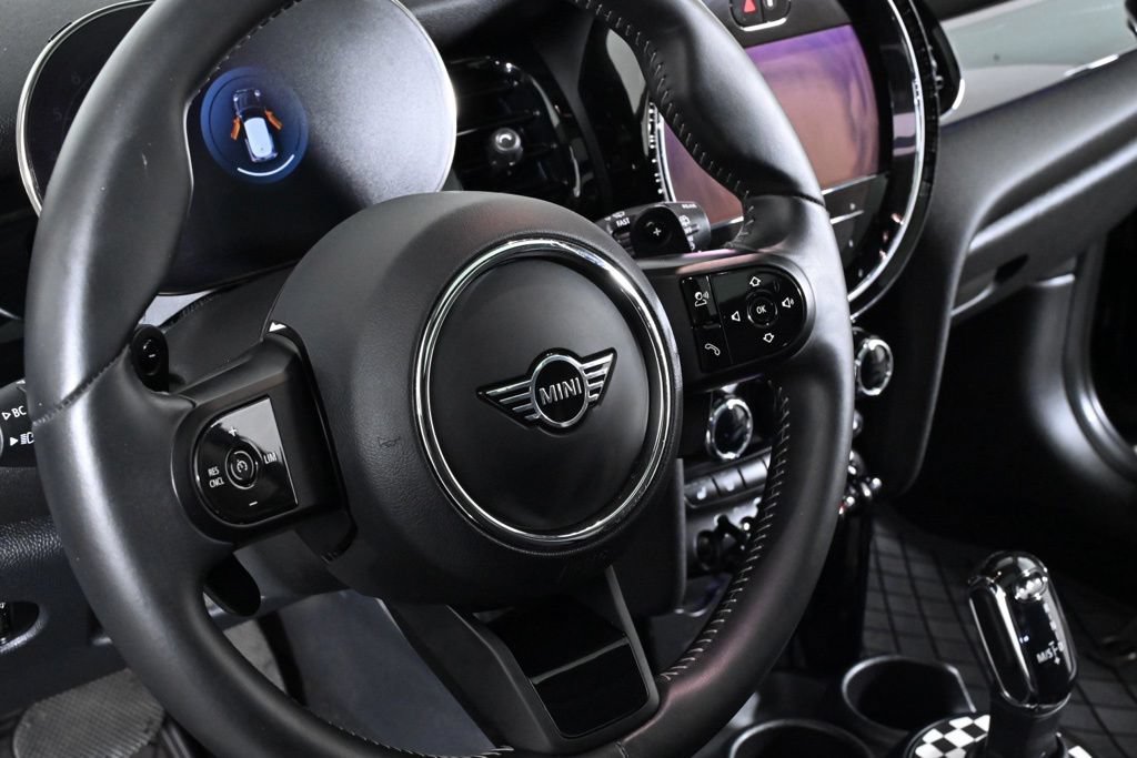 Used 2023 MINI Cooper S FWD image 16