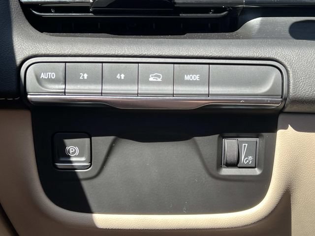 Certified 2024 Cadillac Escalade Premium Luxury w/ LPO, Floor Liner Package AWD/4WD image 27