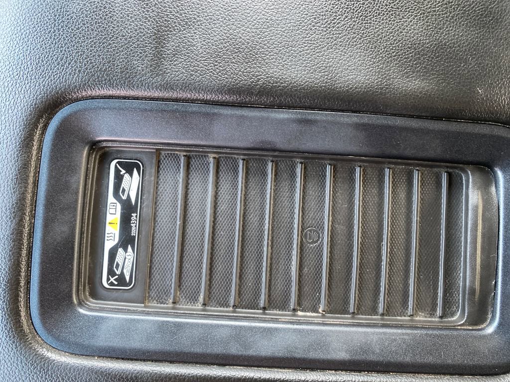 Used 2018 Chevrolet Silverado 1500 LTZ w/ Sport Package AWD/4WD image 40