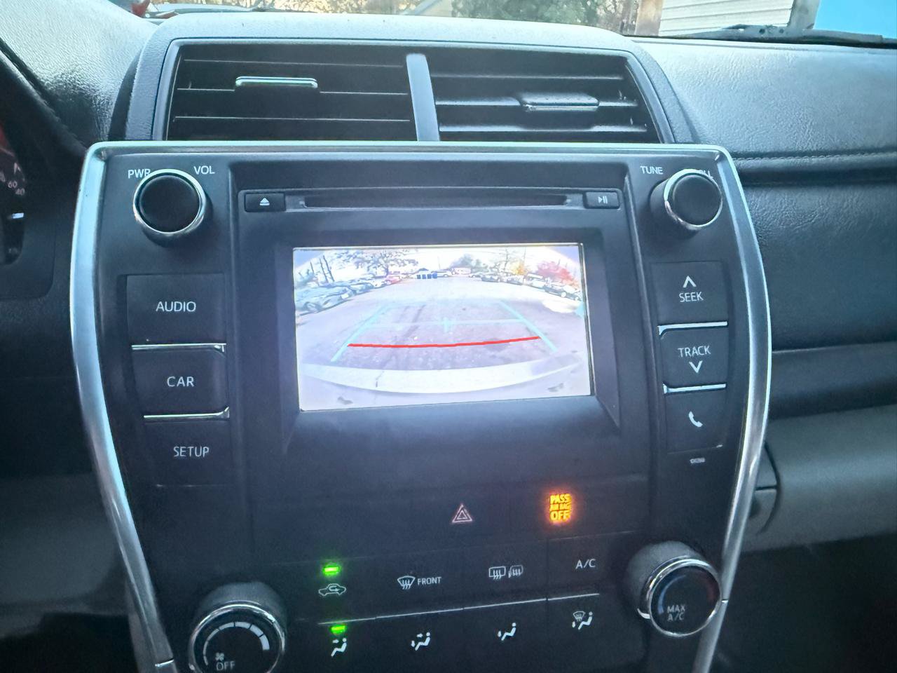 Used 2015 Toyota Camry LE FWD image 15