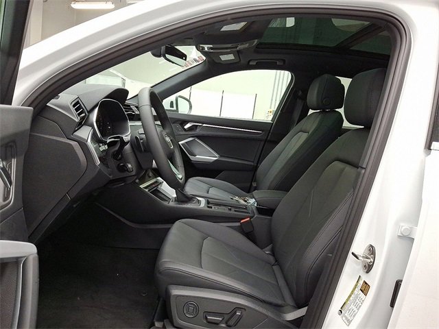 New 2025 Audi Q3 2.0T Premium Plus w/ Premium Plus Package image 9