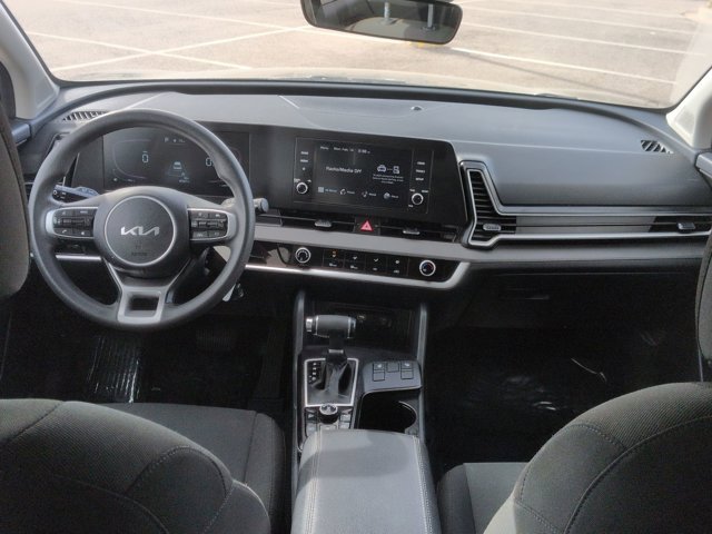 Used 2024 Kia Sportage LX image 18