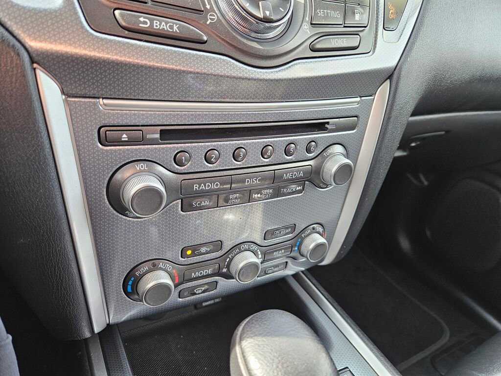 Used 2020 Nissan Pathfinder SL image 31