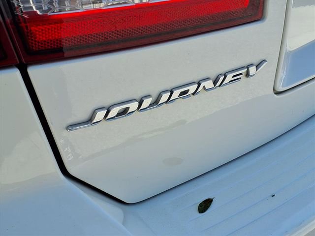 Used 2016 Dodge Journey SXT image 8