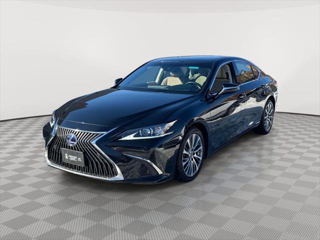 Used 2021 Lexus ES 300h w/ Premium Package image 3