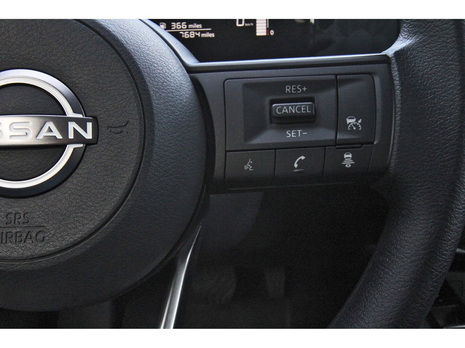 Certified 2025 Nissan Kicks SV image 19