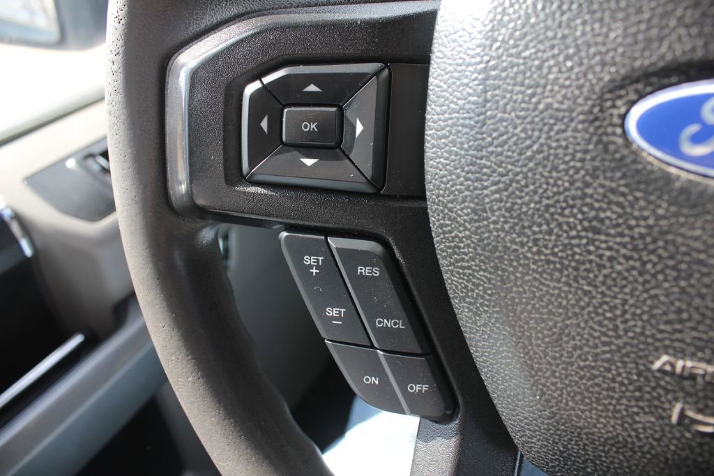 Used 2017 Ford F150 XLT w/ Trailer Tow Package image 13