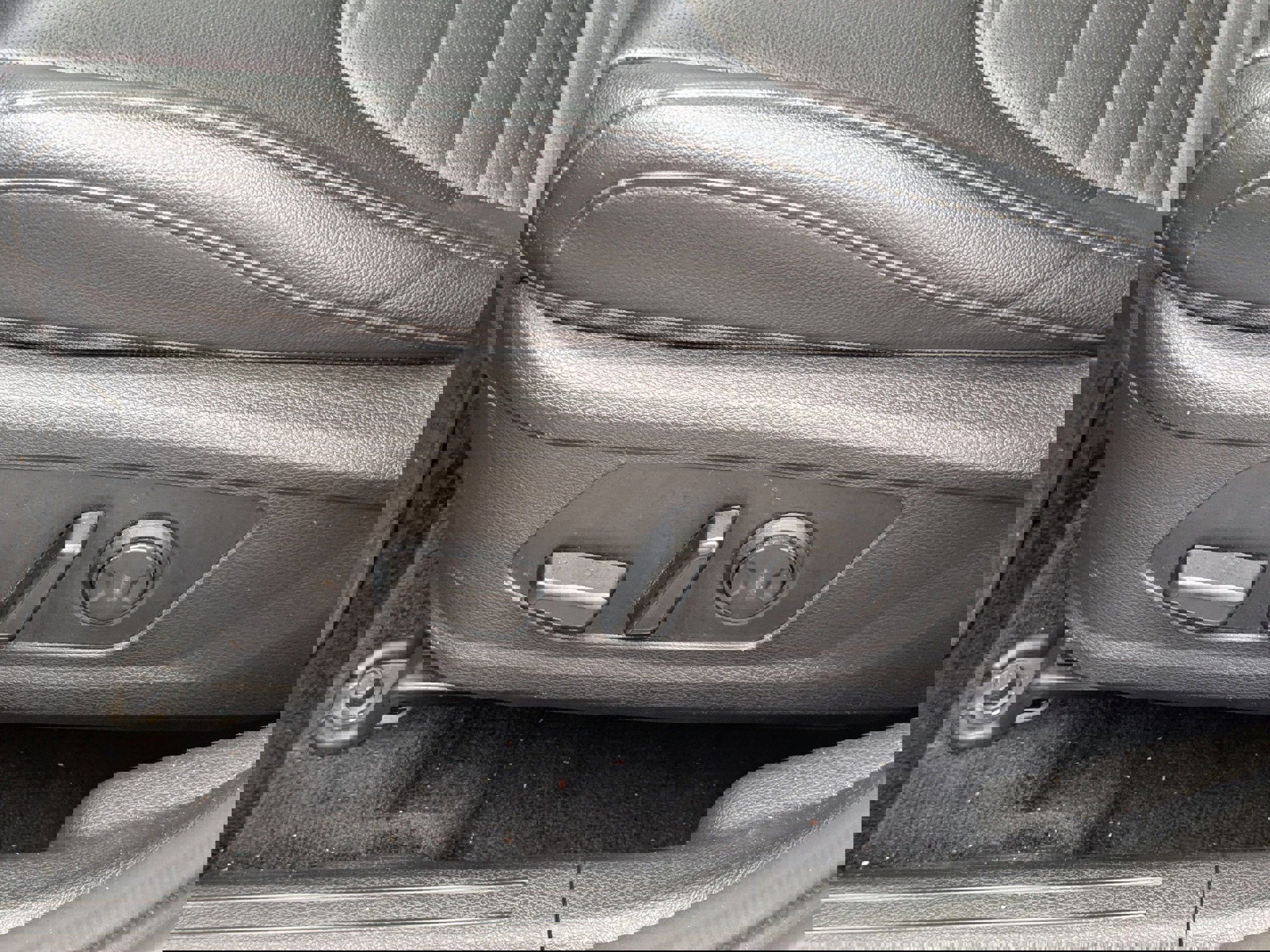 Used 2023 Kia Sportage SX Prestige image 18