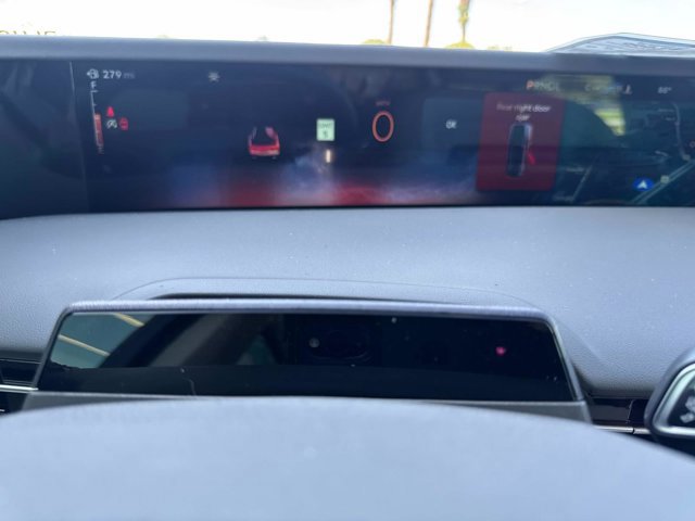 New 2025 Lincoln Nautilus Premier w/ Equipment Group 102A image 27