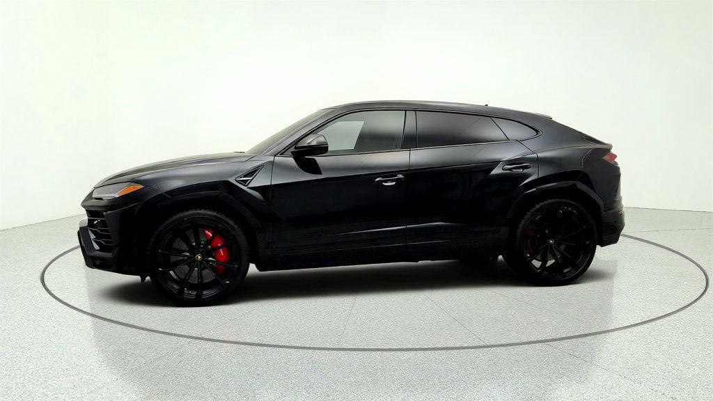 Used 2019 Lamborghini Urus AWD/4WD image 8
