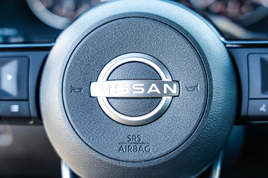 Used 2023 Nissan Rogue SV FWD image 47