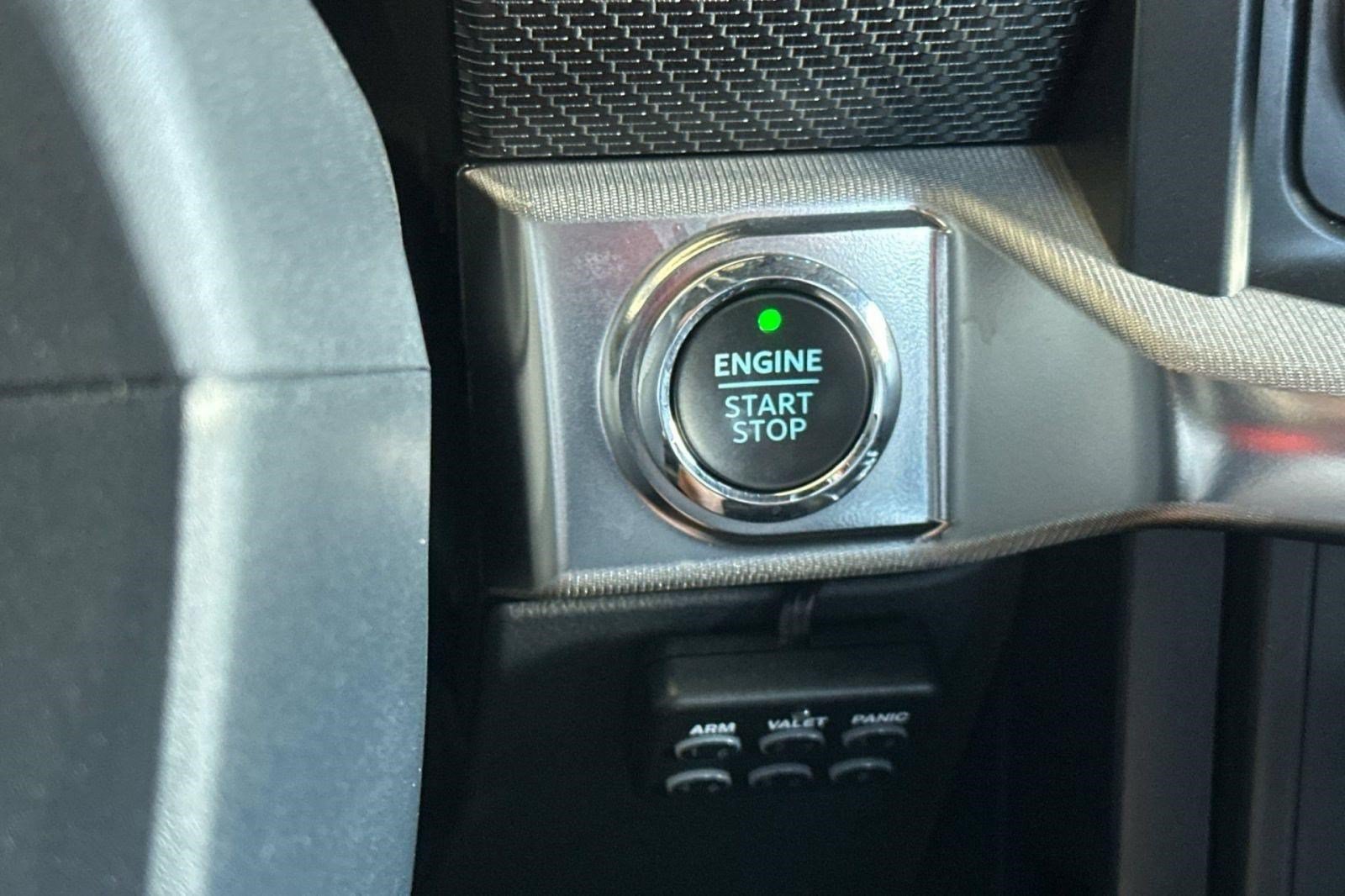 Used 2022 Ford F150 Raptor w/ Equipment Group 801A High AWD/4WD image 18