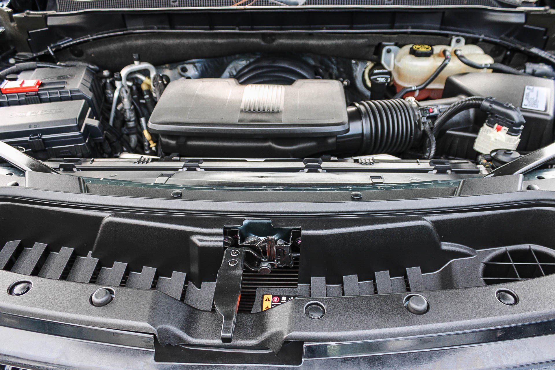 Used 2021 Chevrolet Suburban LT image 27