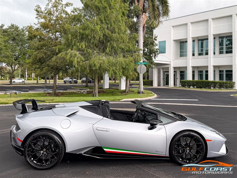 Used 2019 Lamborghini Huracan Performante AWD/4WD image 63
