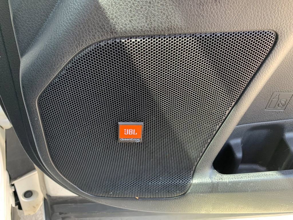 Used 2018 Toyota Highlander Limited image 23