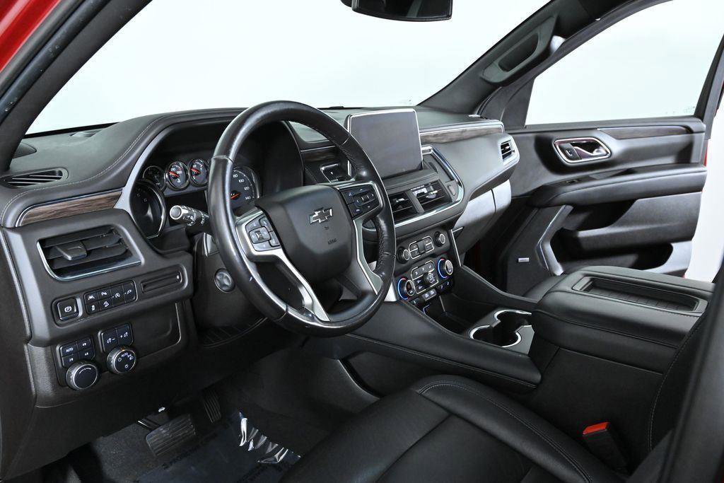 Used 2021 Chevrolet Tahoe Z71 w/ Luxury Package image 13