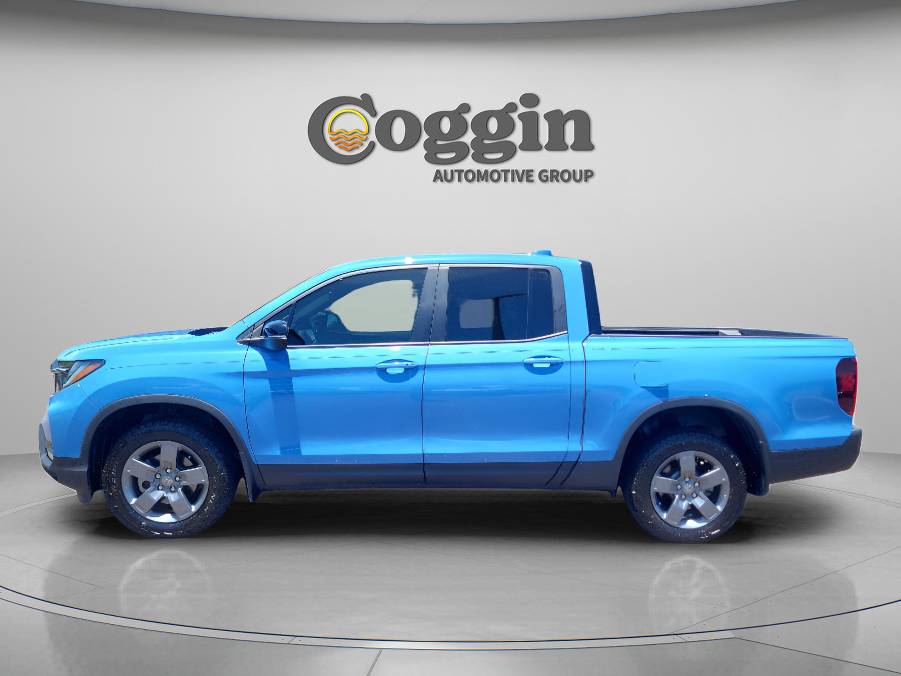 Used 2024 Honda Ridgeline TrailSport image 2
