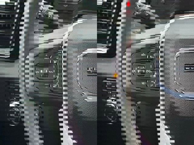 Used 2025 GMC Sierra 3500 Denali w/ Denali Reserve Package image 32