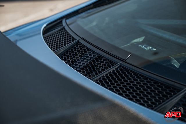 Used 2018 Audi R8 V10 w/ Premium Package image 32