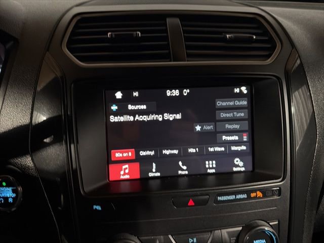 Used 2018 Ford Explorer XLT image 20