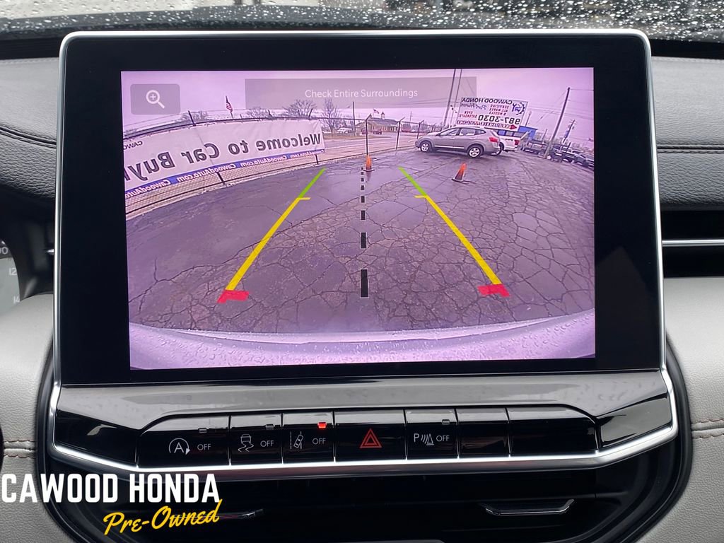 Used 2025 Jeep Compass Limited image 27