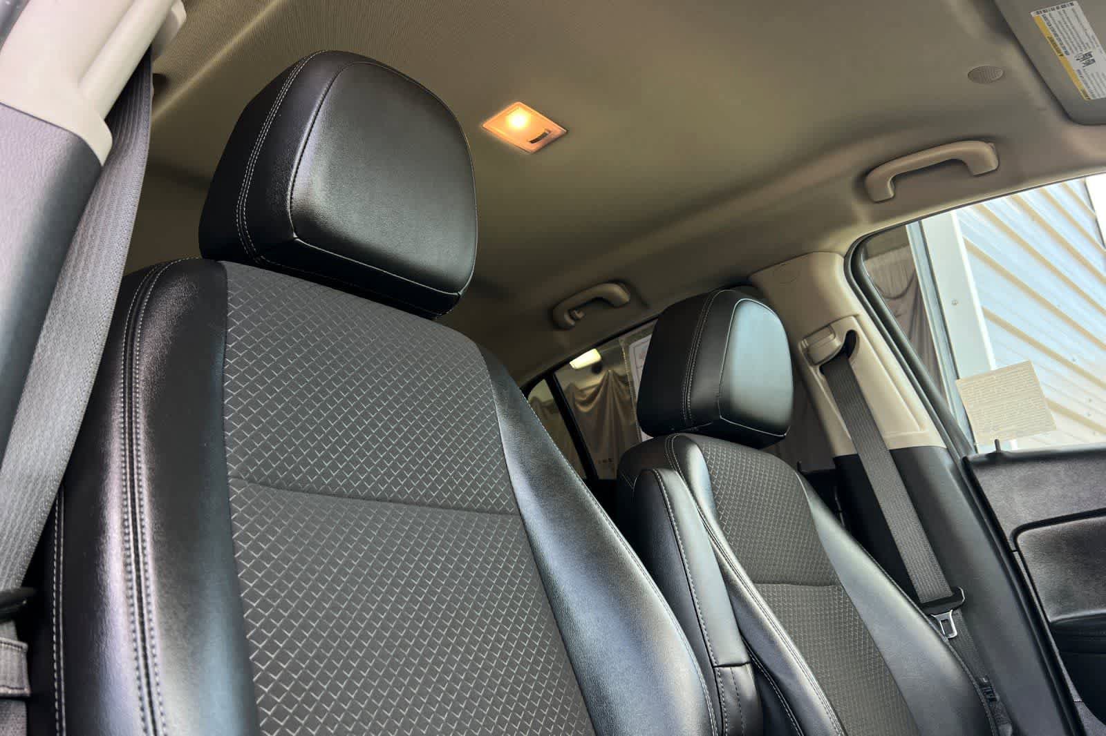 Used 2019 Buick Encore Preferred FWD image 19