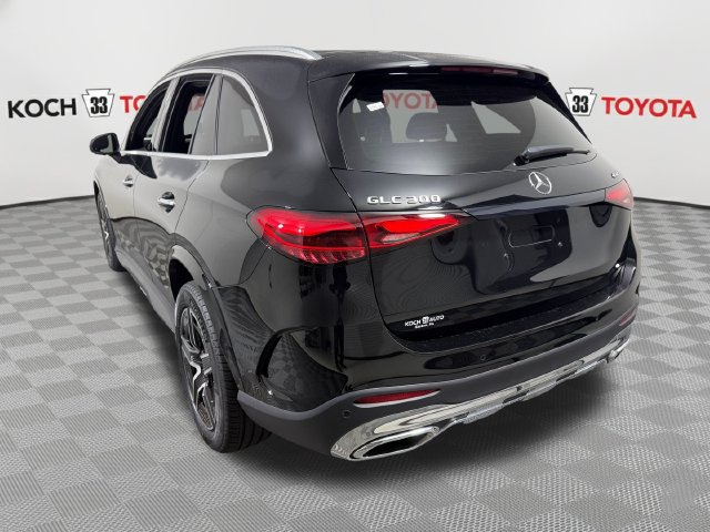 Used 2025 Mercedes-Benz GLC 300 4MATIC image 6