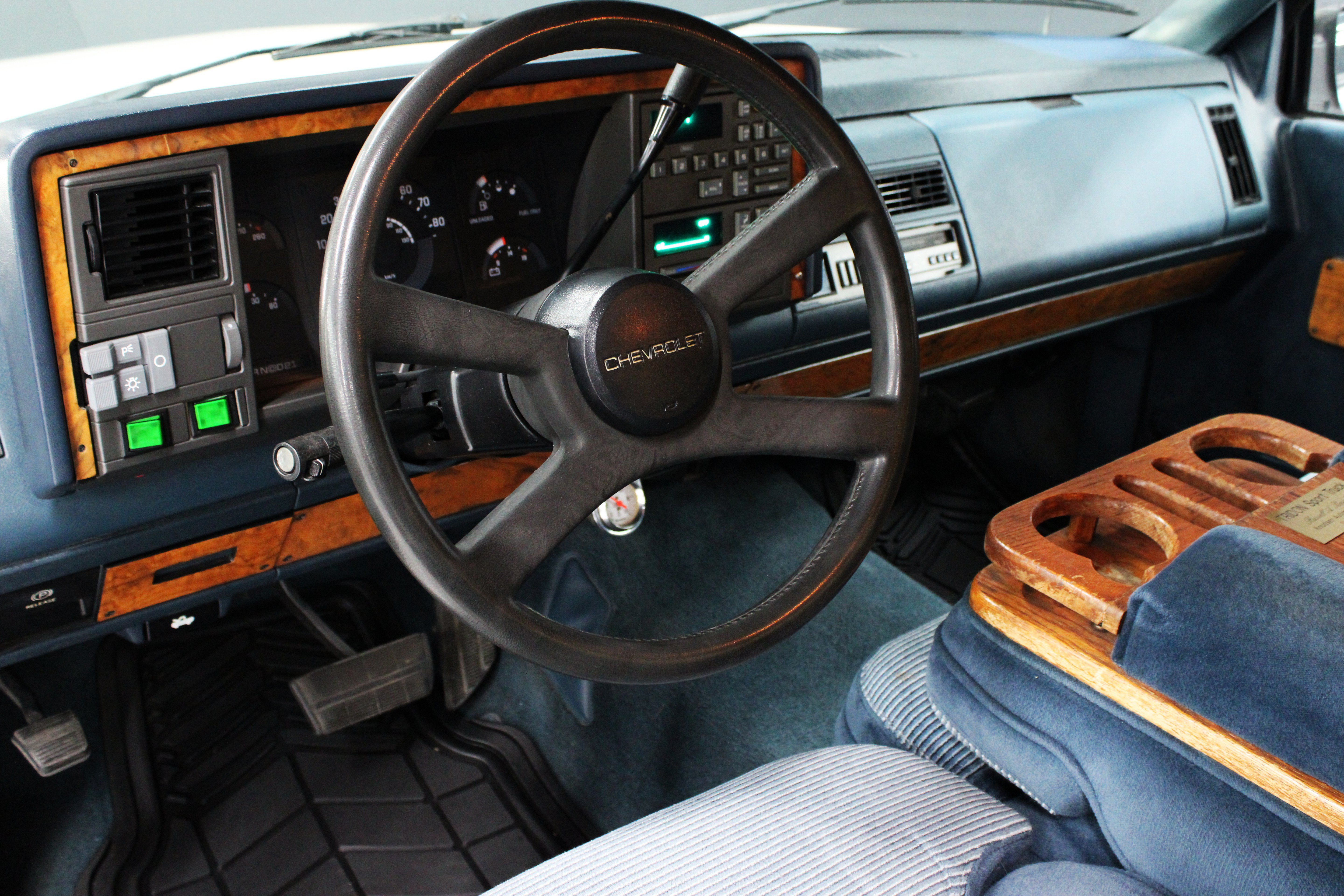 Used 1990 Chevrolet Silverado 1500 2WD Extended Cab image 2