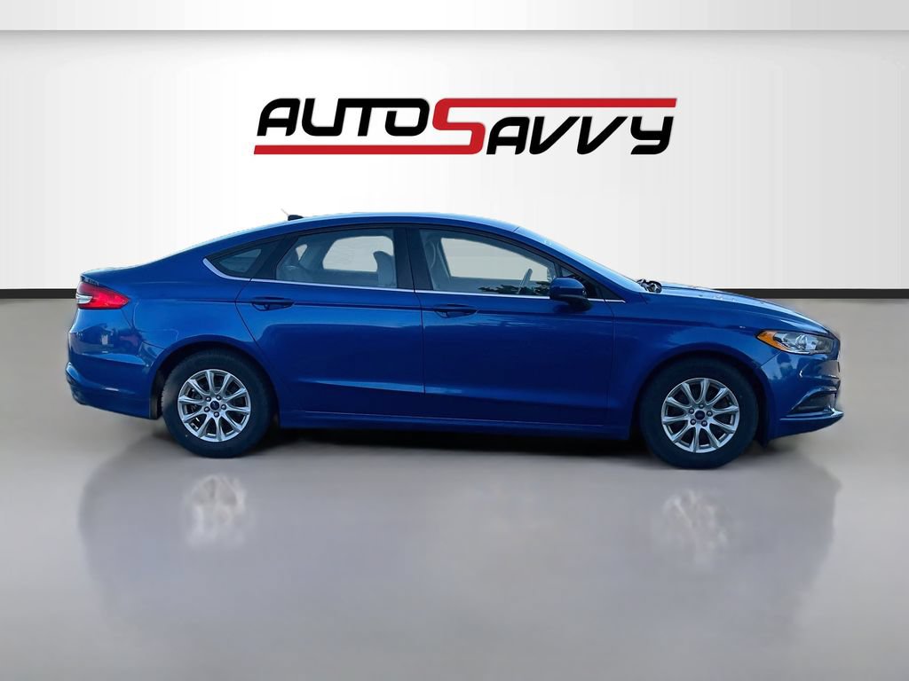 Used 2017 Ford Fusion S FWD image 8