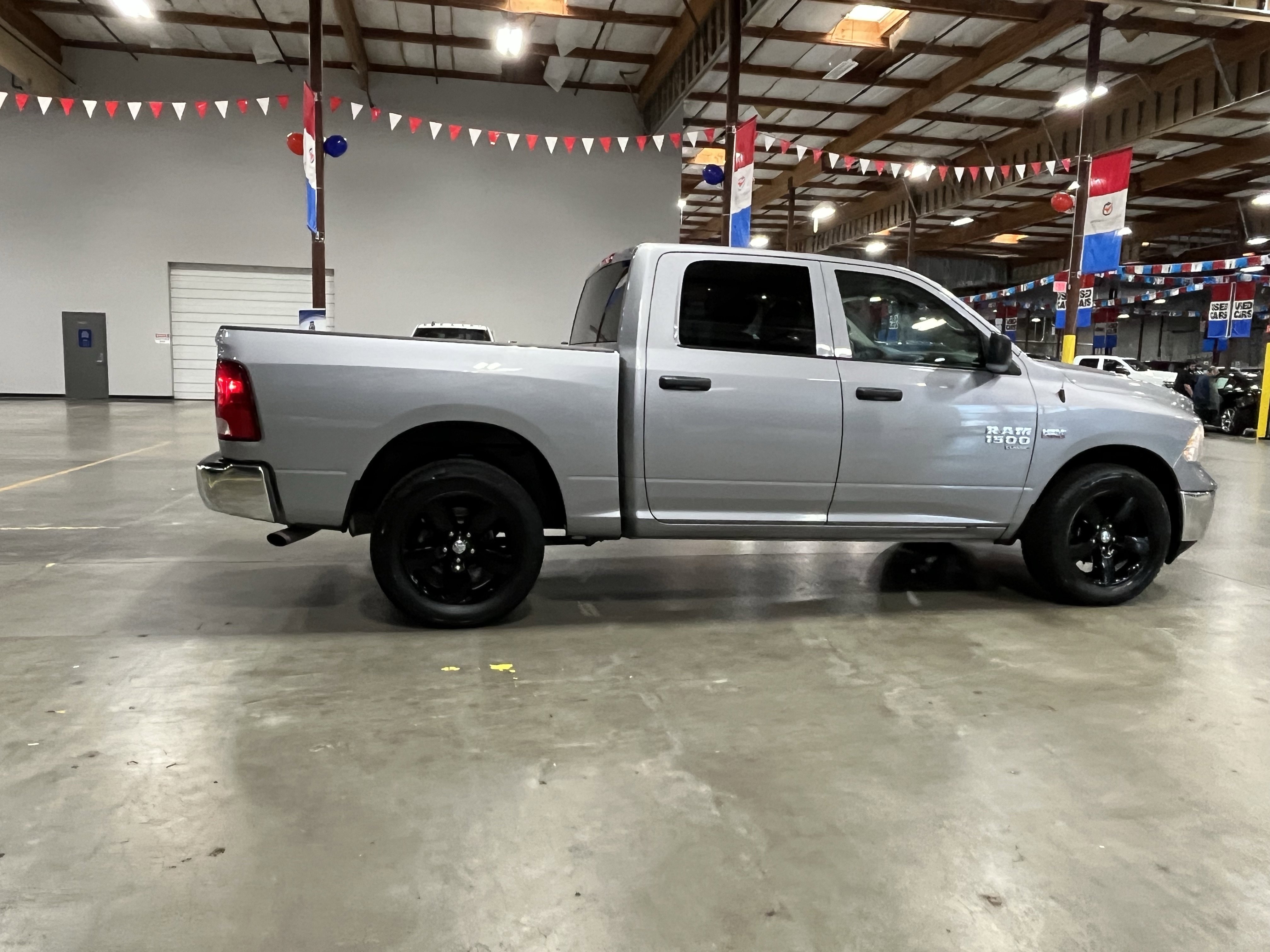 Used 2023 RAM 1500 Classic SLT image 6