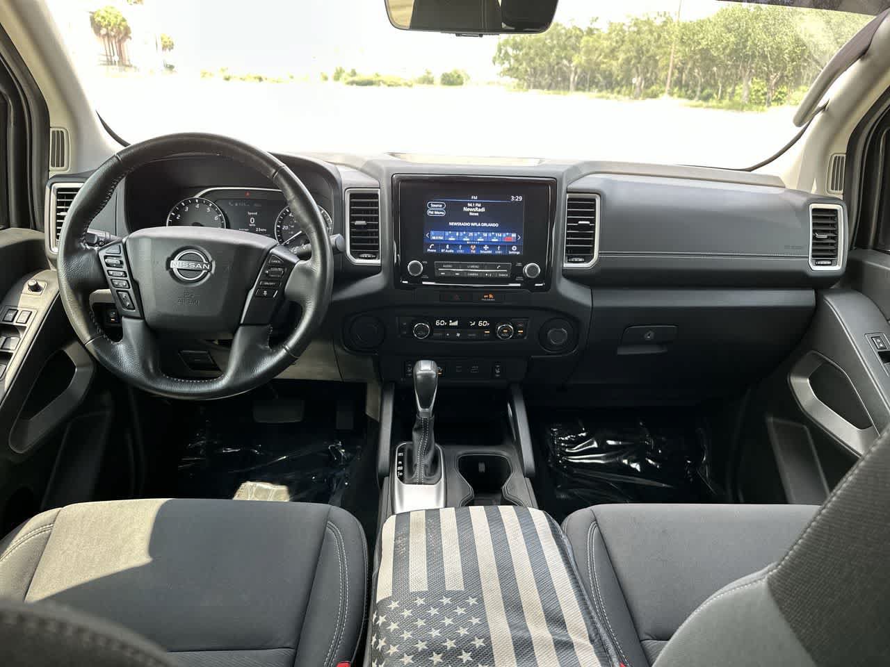 Used 2023 Nissan Frontier SV w/ SV Convenience Package RWD image 15
