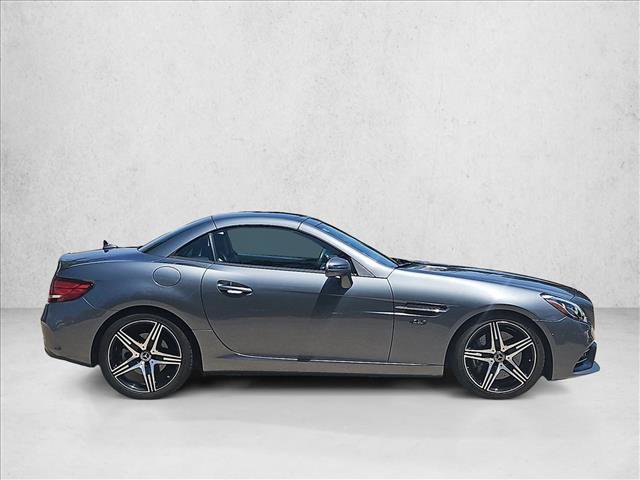 Used 2020 Mercedes-Benz SLC 300 image 4