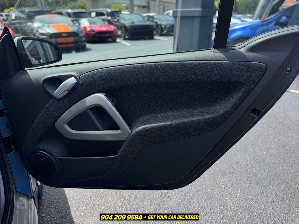 Used 2008 smart fortwo Coupe RWD image 16