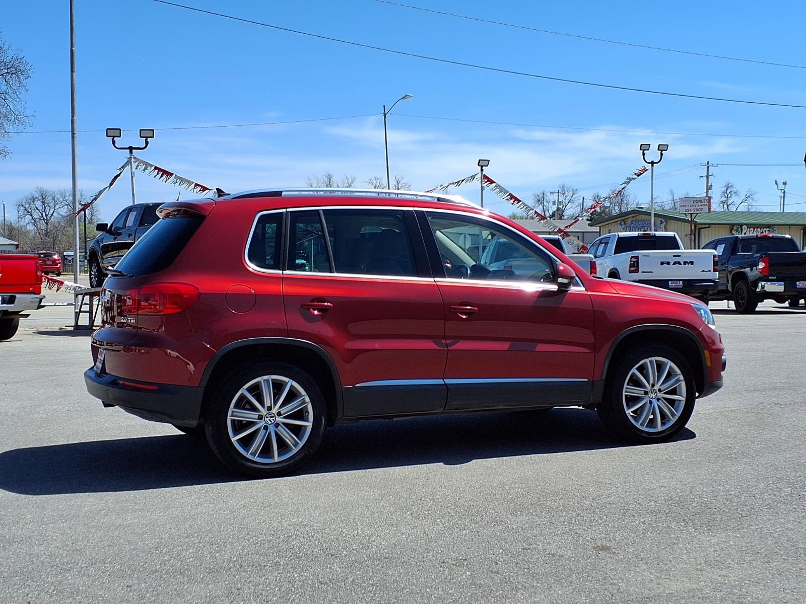 Used 2012 Volkswagen Tiguan S FWD image 22
