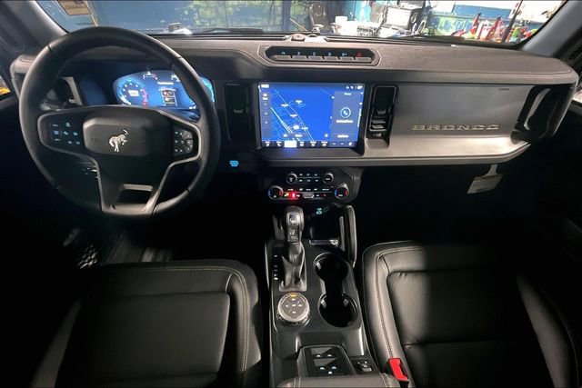 New 2025 Ford Bronco Badlands image 5