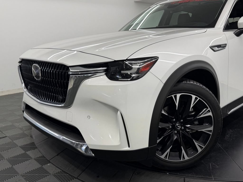 Used 2024 MAZDA CX-90 Plug-In Hybrid w/ Premium Pkg AWD/4WD image 4