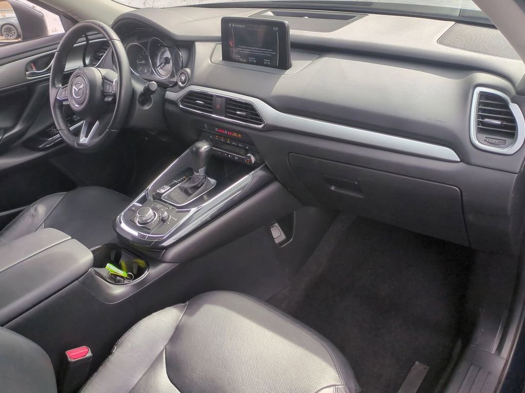 Used 2019 MAZDA CX-9 Touring image 29