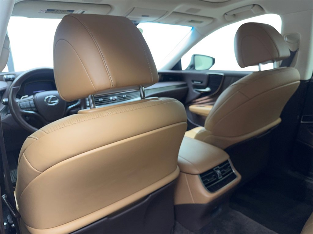 Used 2020 Lexus LS 500 image 35