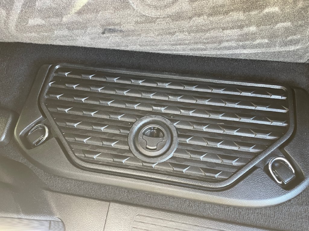 Used 2026 RAM 1500 Laramie AWD/4WD image 33