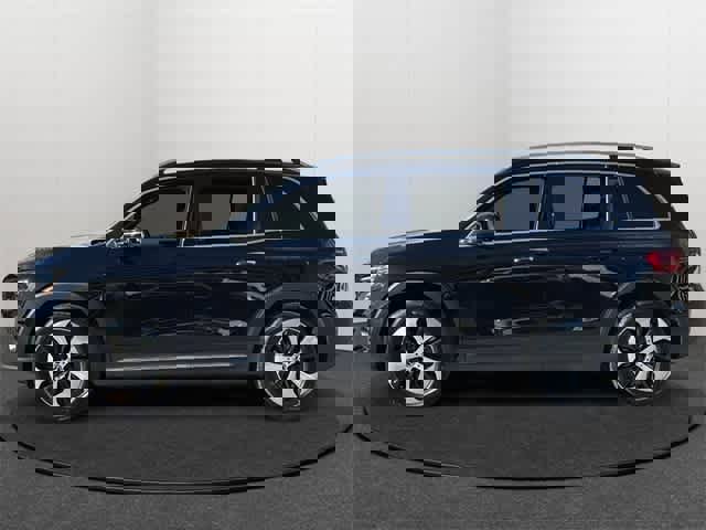 Certified 2025 Mercedes-Benz GLB 250 4MATIC image 18