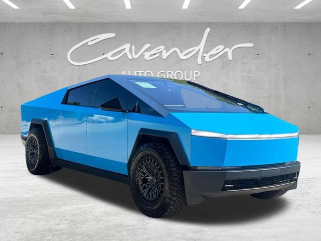 Used 2024 Tesla Cybertruck AWD Crew Cab image 2
