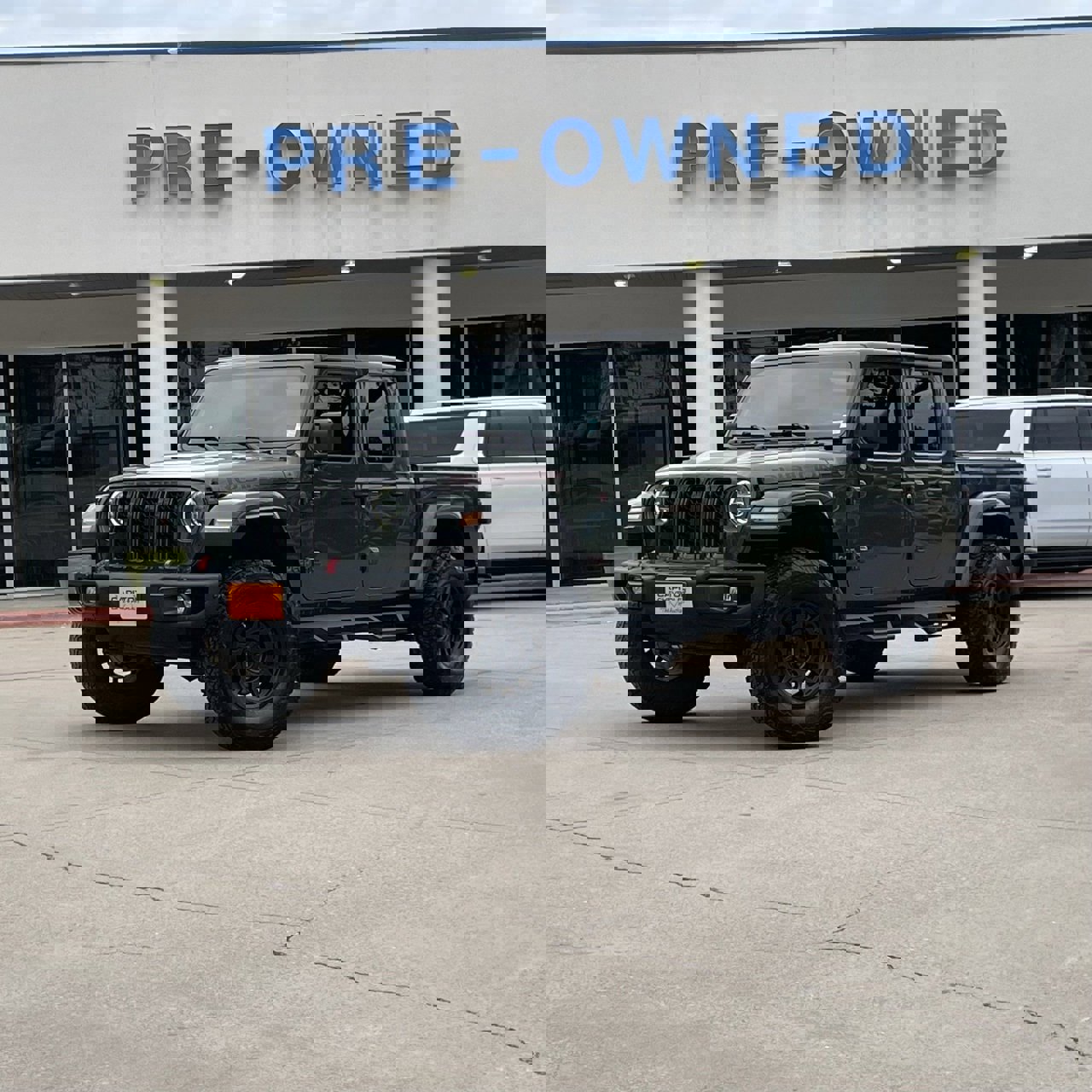 Used 2022 Jeep Gladiator Rubicon w/ LED Lighting Group image 2